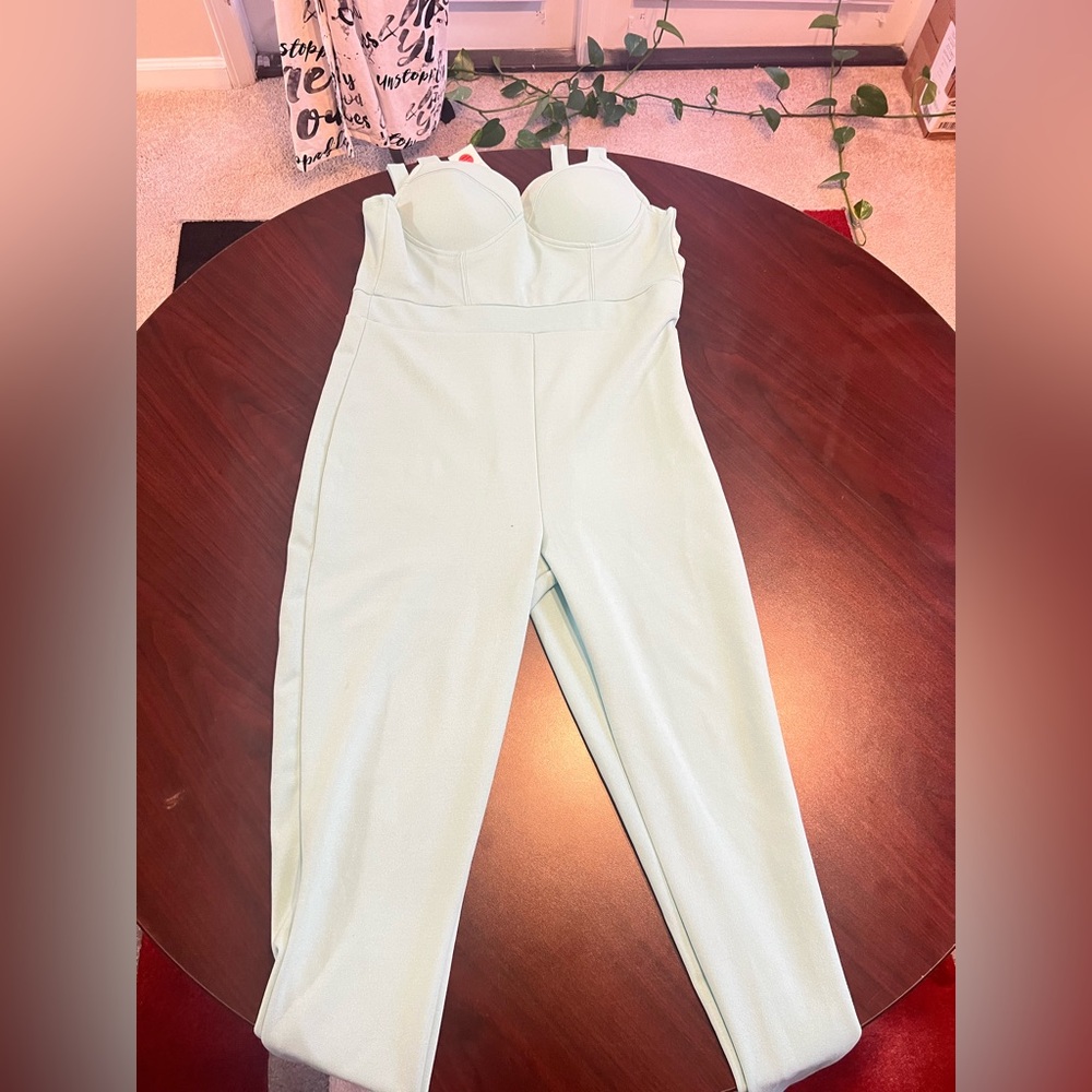 Haute Monde Green Jumpsuit Modern Design